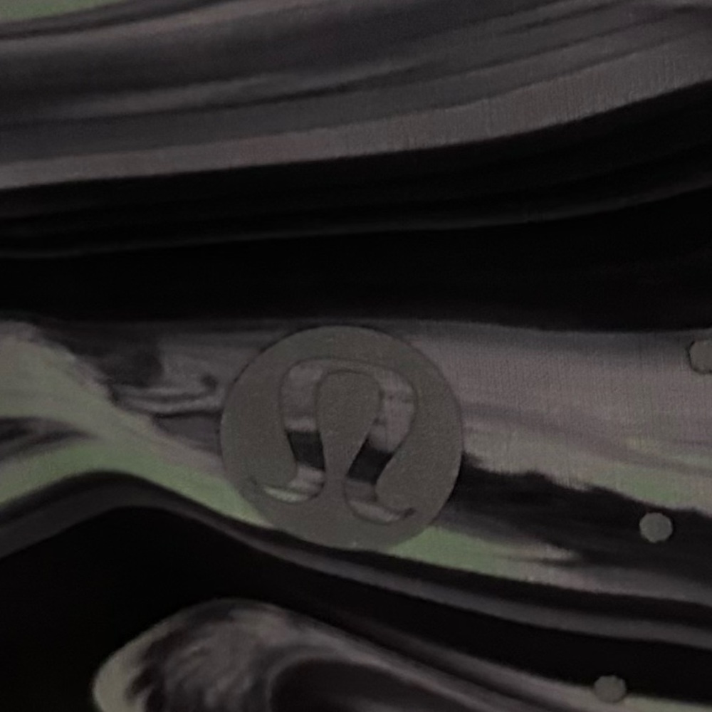 Lululemon Size 6 Swift Ventilated Running Tank Top - image 5